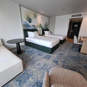 Club Twin Room